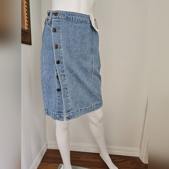 Windsor Dresses & Skirts - NWT - Windsor - Midi Denim Skirt